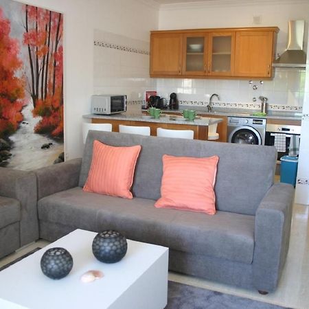 Apartamento Luminoso Urb. Quinta Das Palmeiras Porches  Esterno foto